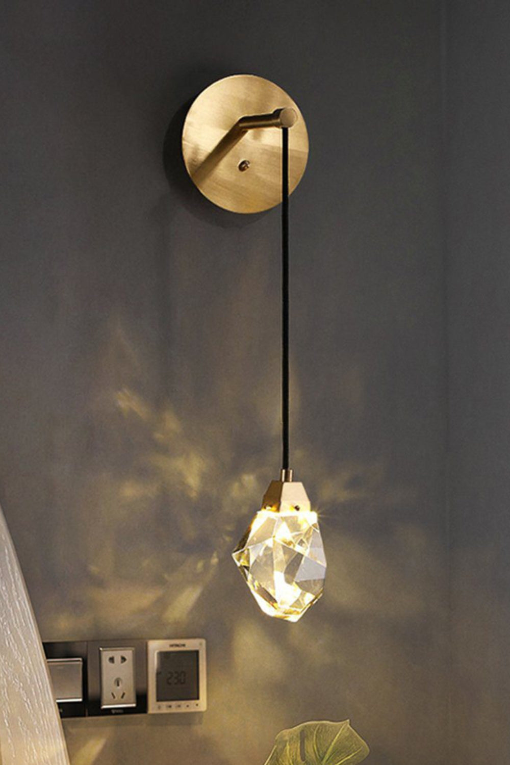 Diamond Crystal Glass Wall Light - everlamps