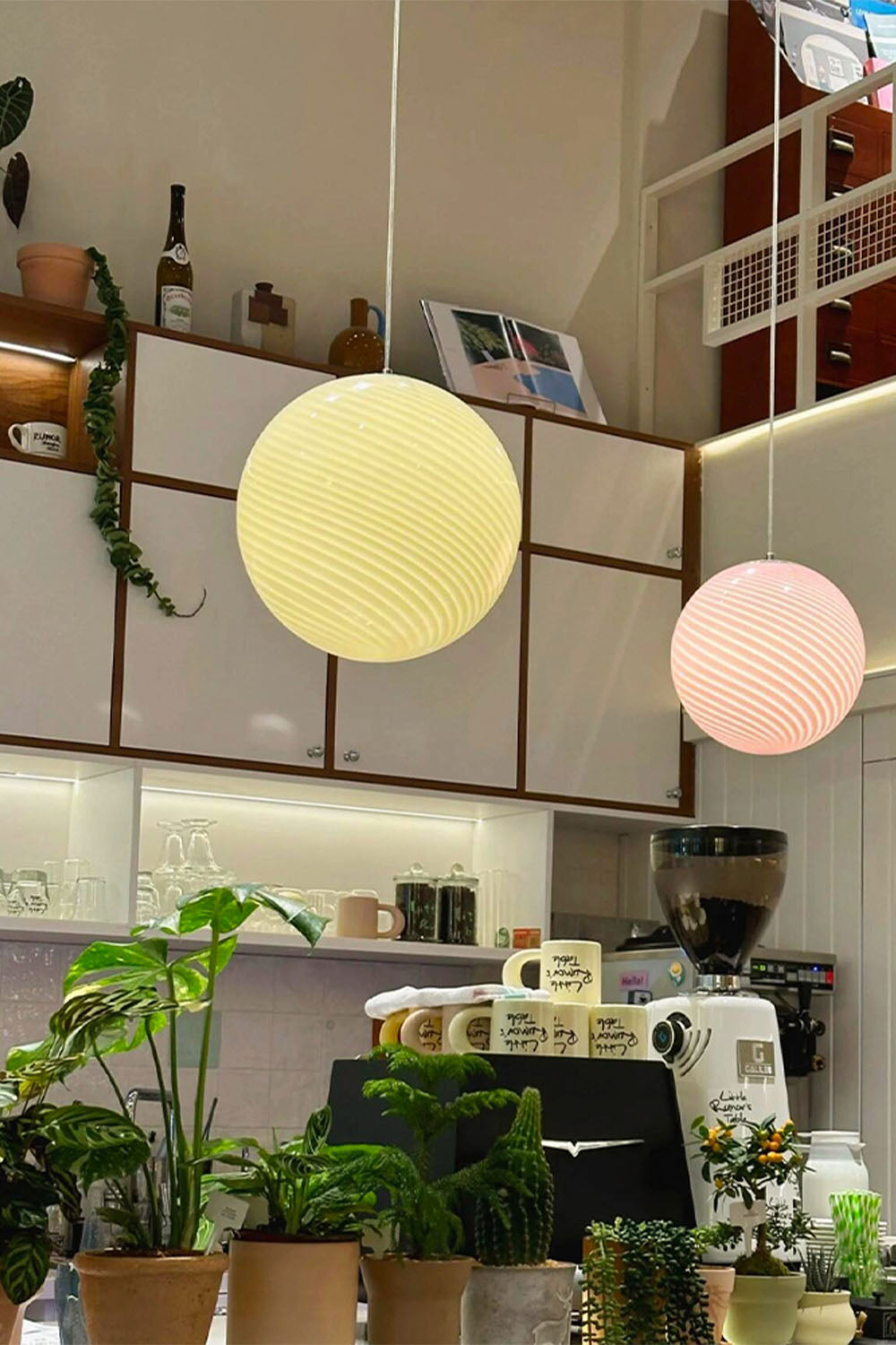 Dopamine Candy Pendant Lamp - view 22 | everlamps