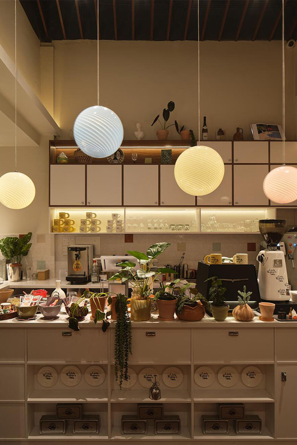 Dopamine Candy Pendant Lamp - view 6 | everlamps
