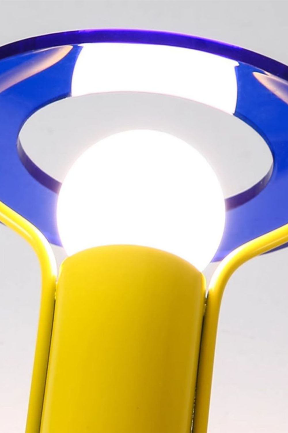 Dopamine Retro Wall Lamp - view 7 | everlamps