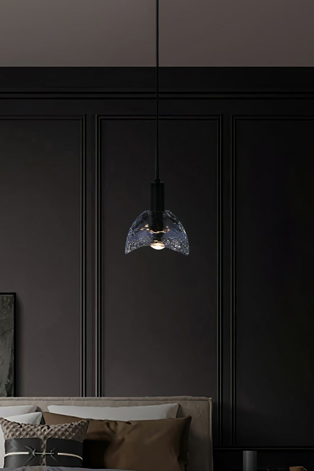 Ebbe Crystal Pendant Lamp - everlamps
