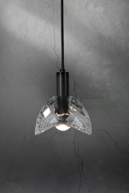 Ebbe Crystal Pendant Lamp - everlamps