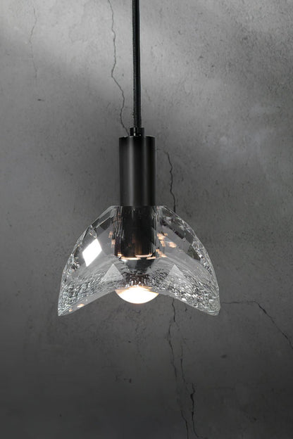 Ebbe Crystal Pendant Lamp - everlamps