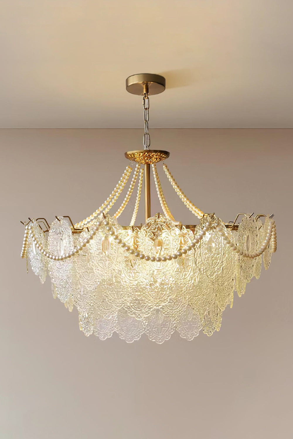 Embossed Pearls Glass Chandelier - everlamps