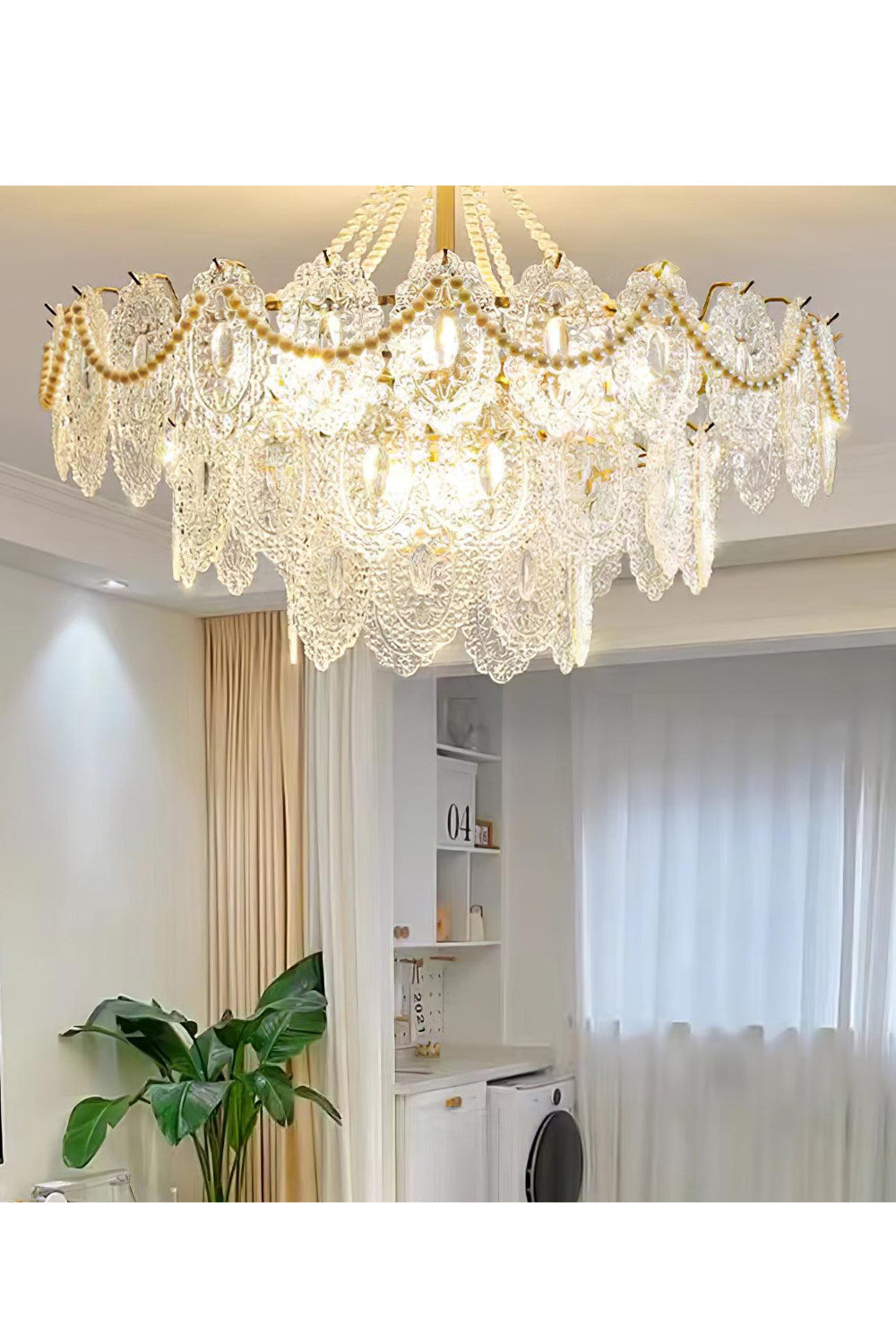 Embossed Pearls Glass Chandelier - everlamps