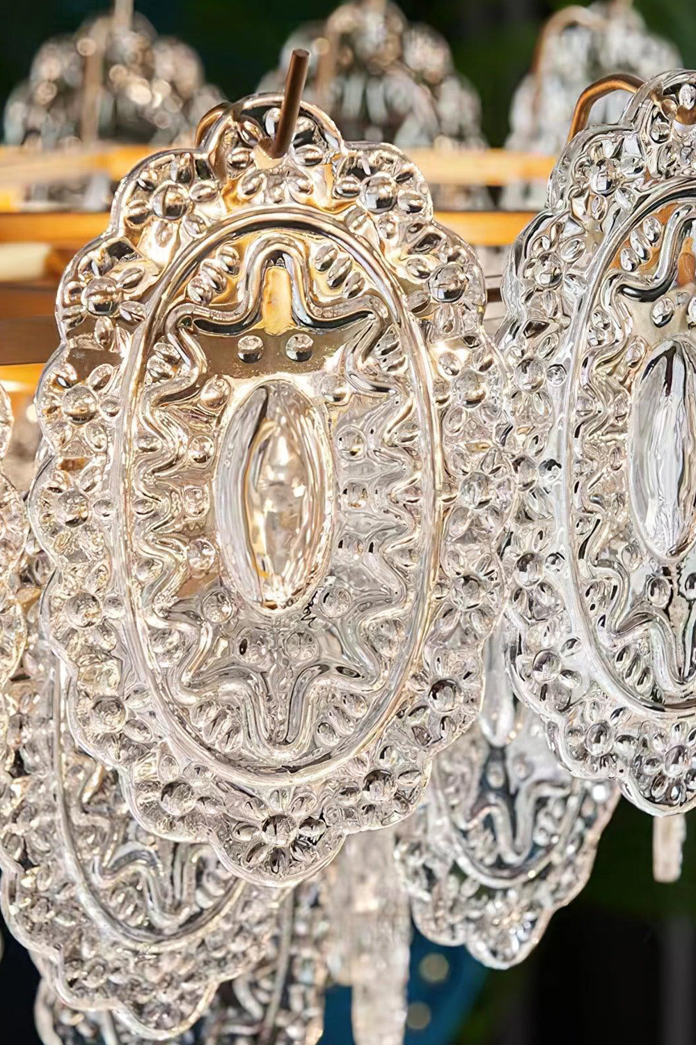 Embossed Pearls Glass Chandelier - everlamps