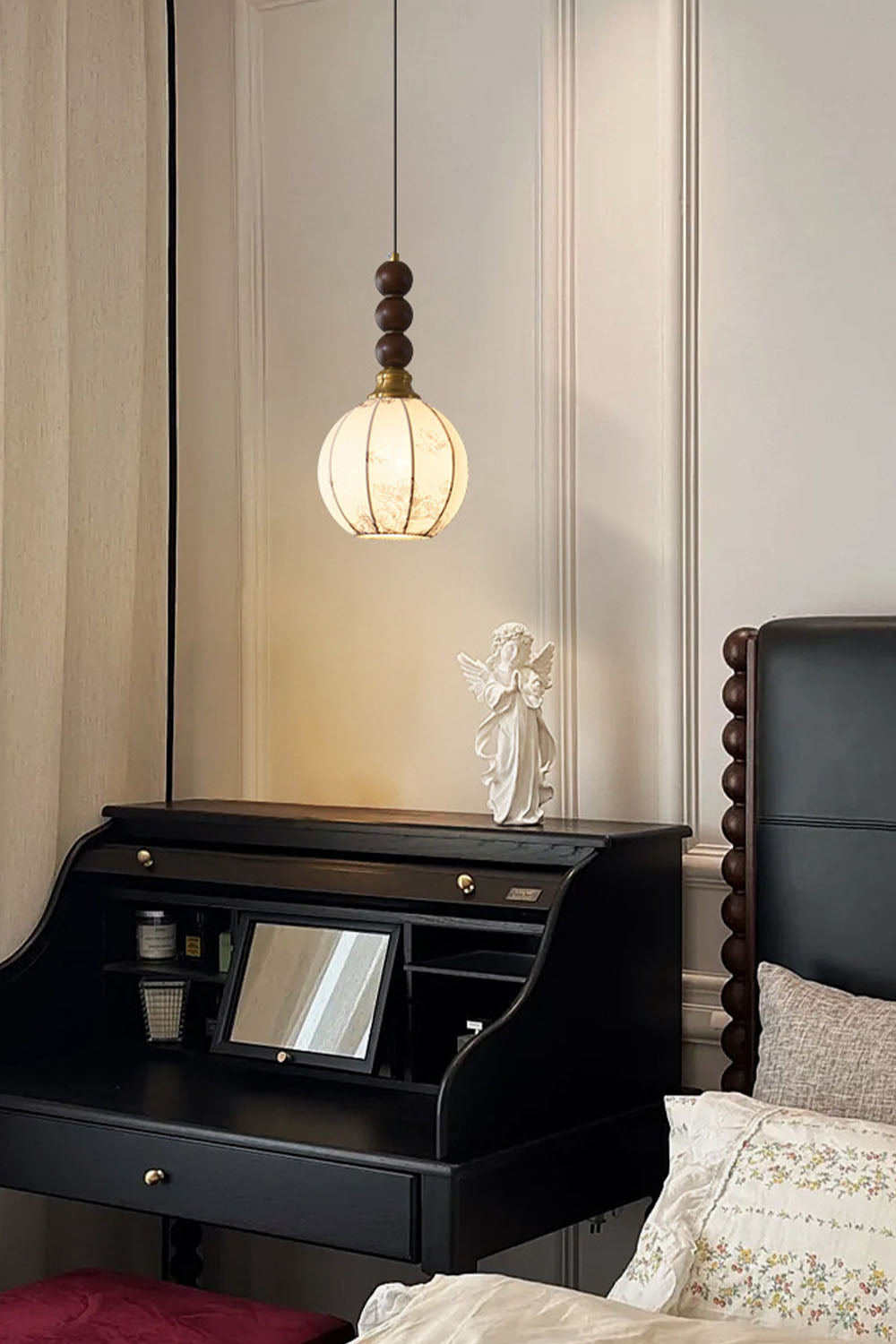 Evandra Pendant Light - view 6 | everlamps