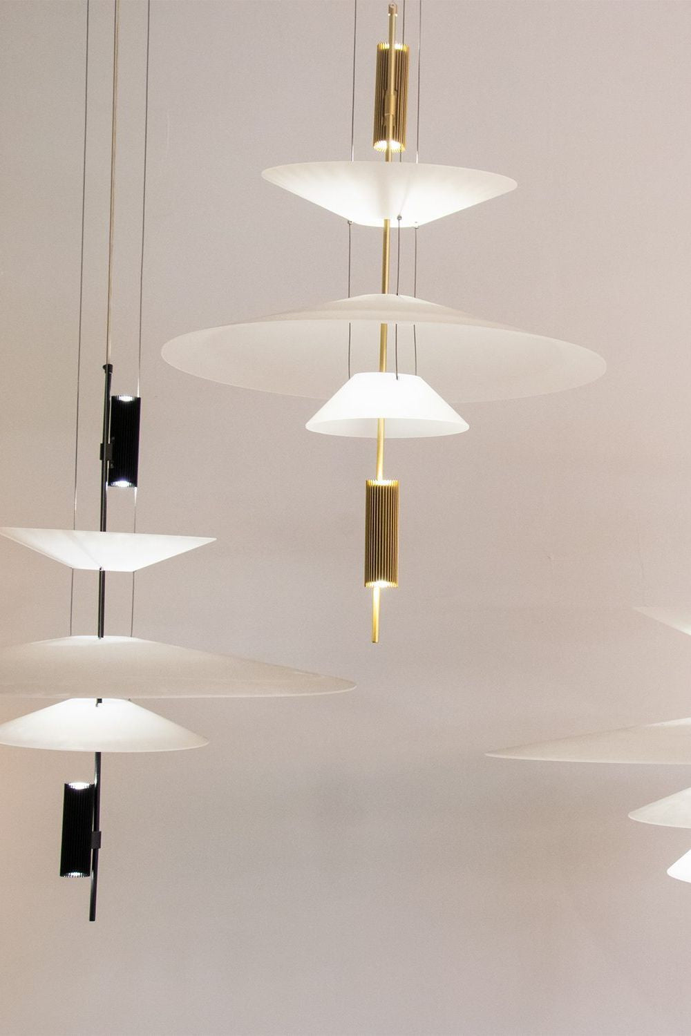 Flamingo Chandelier - everlamps