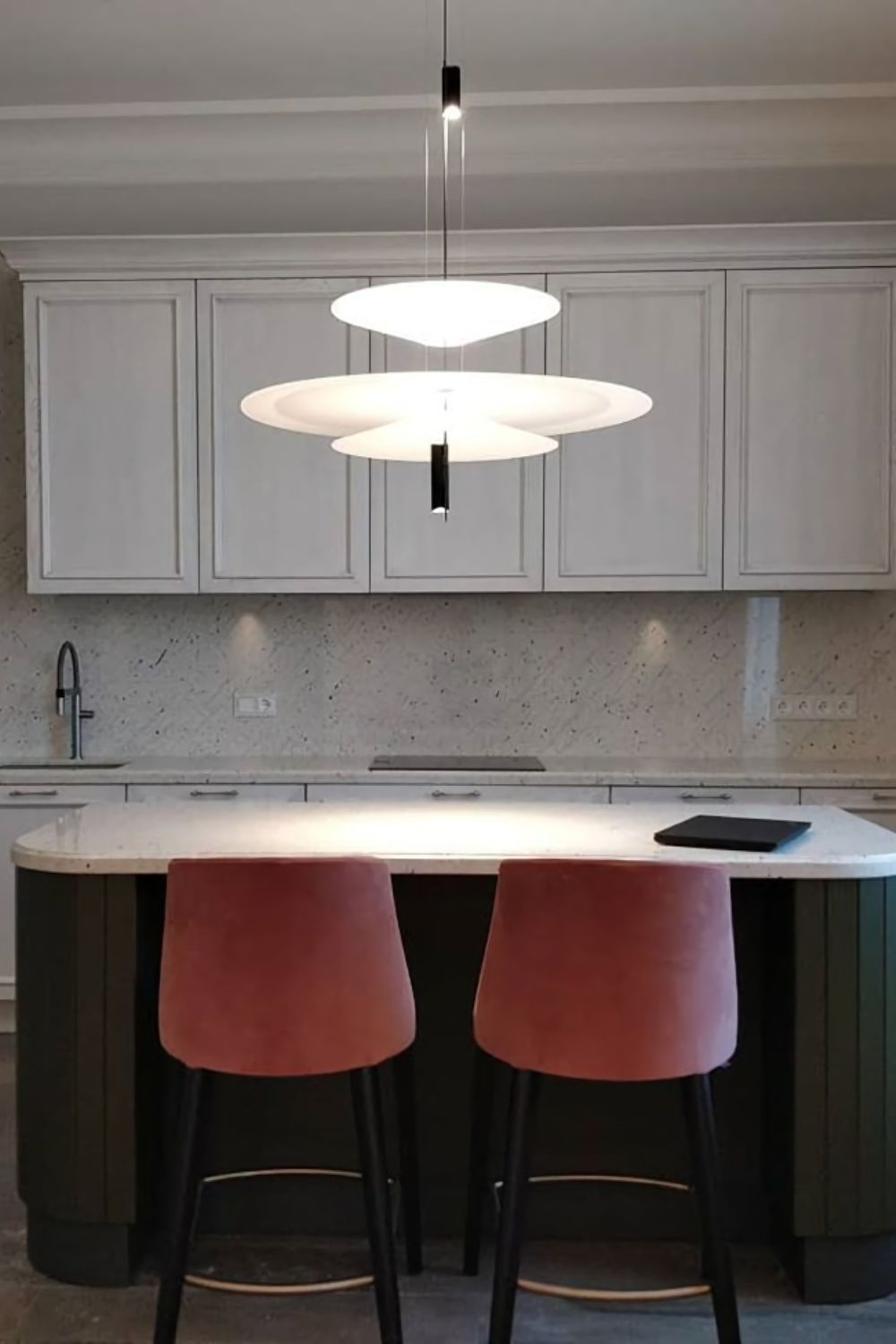 Flamingo Chandelier - everlamps