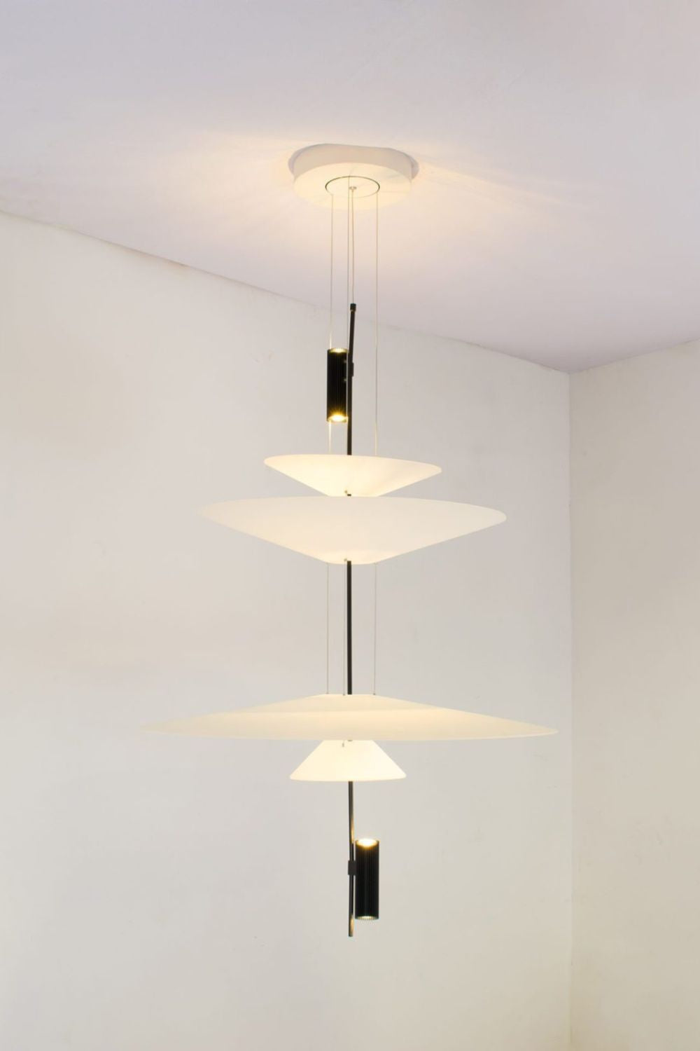 Flamingo Chandelier - everlamps