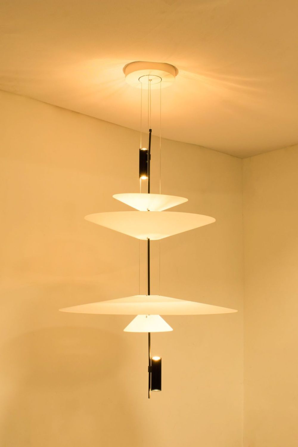 Flamingo Chandelier - everlamps