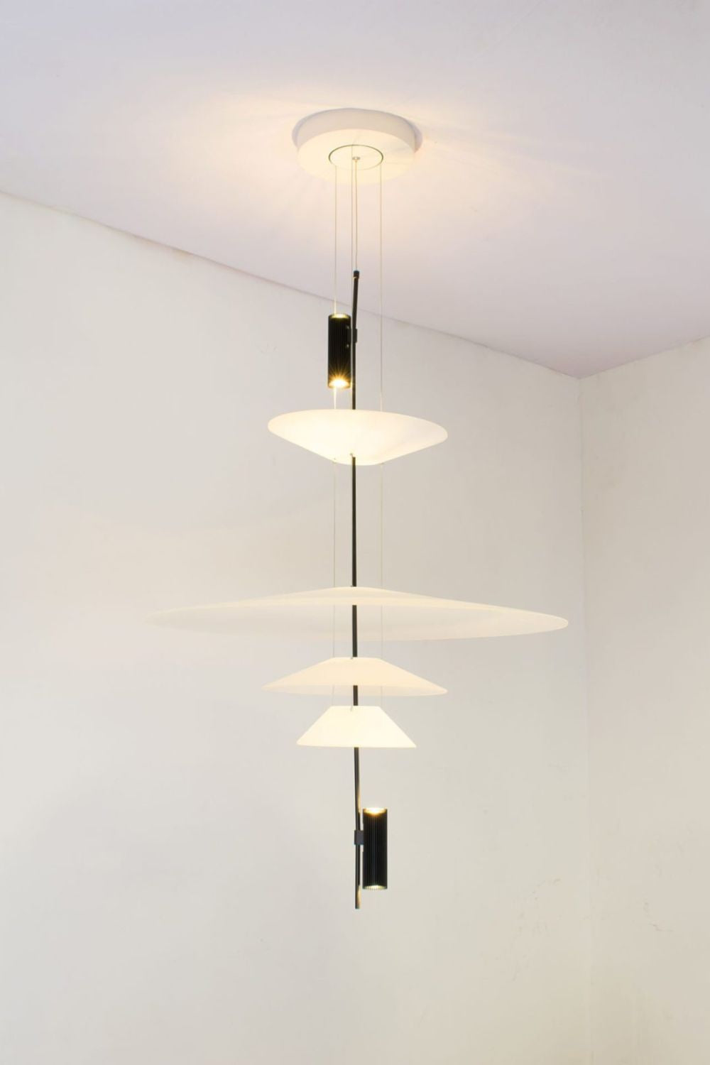 Flamingo Chandelier - everlamps