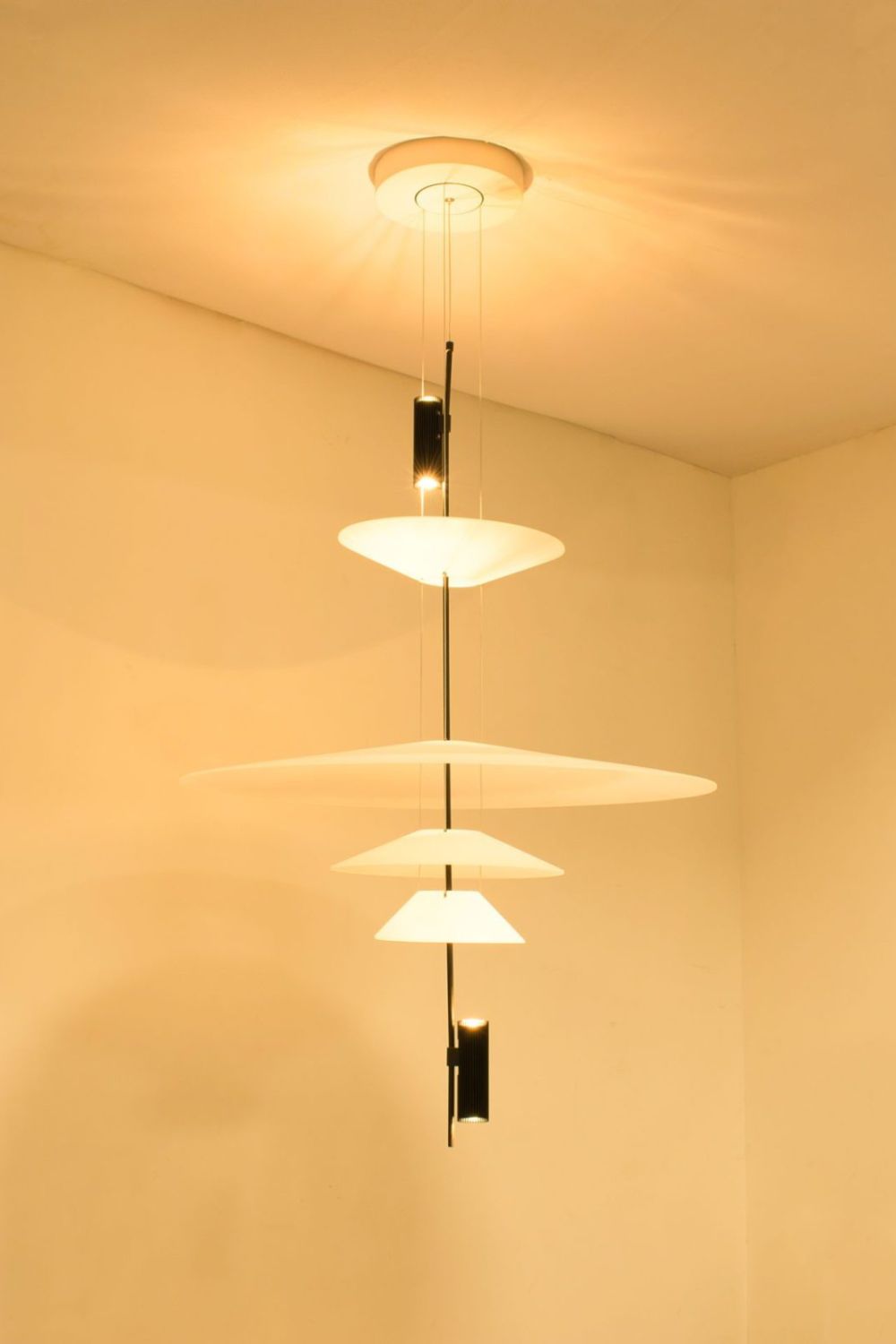 Flamingo Chandelier - everlamps