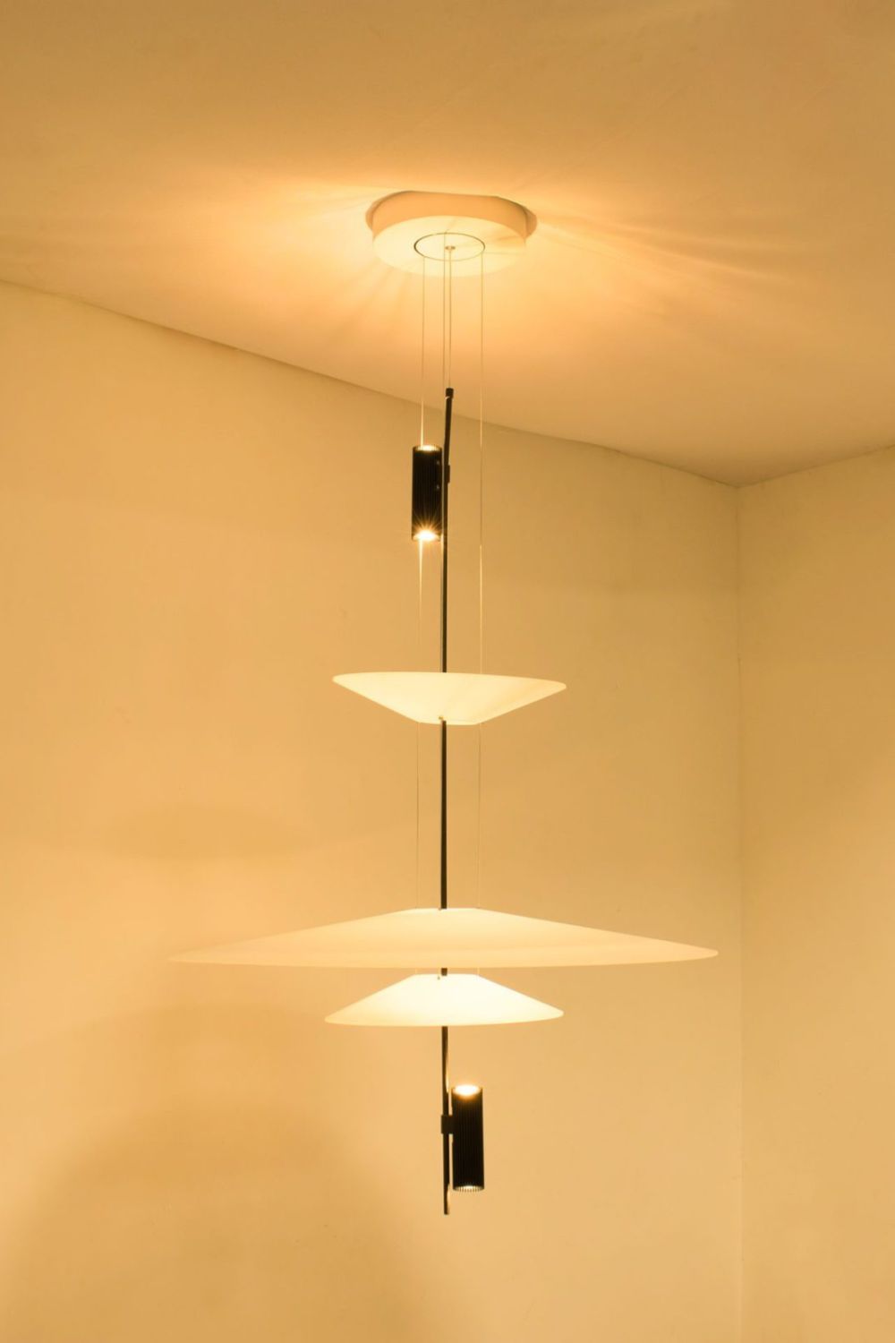Flamingo Chandelier - everlamps