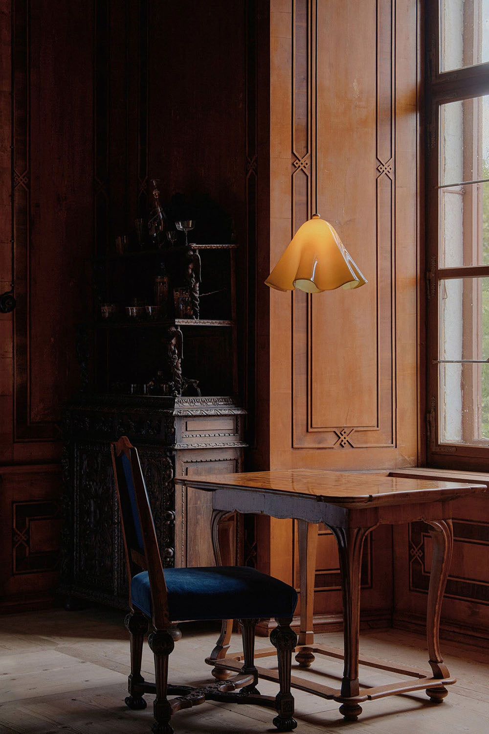 Flora Tulip Series Pendant Lamp - view 3 | everlamps