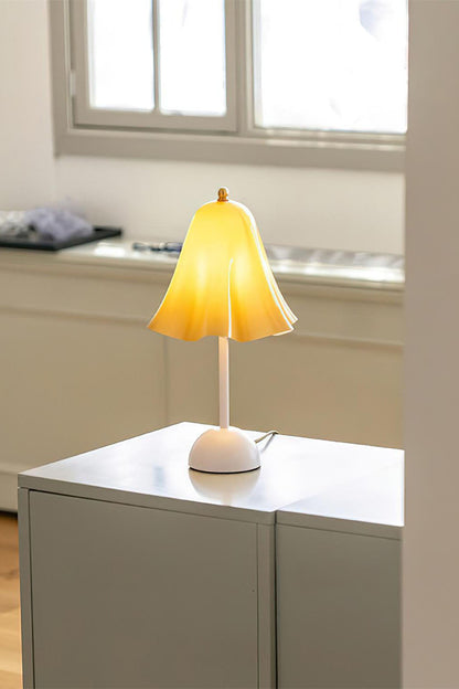 Flora Tulip Series Table Lamp - view 6 | everlamps