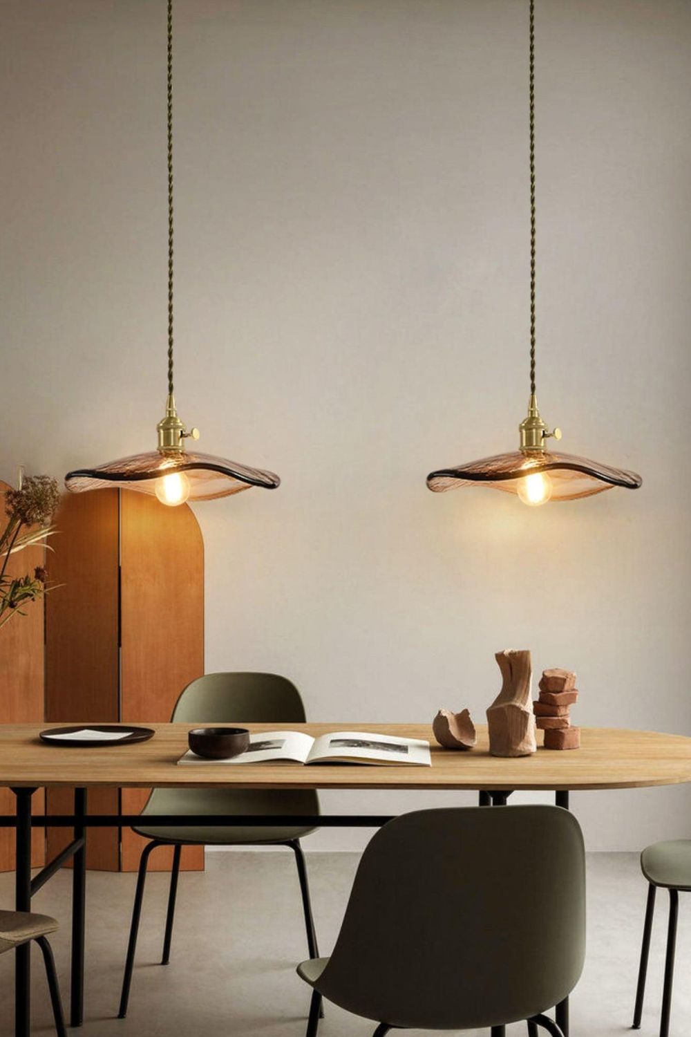 Flower Petal Glass Pendant Light - everlamps