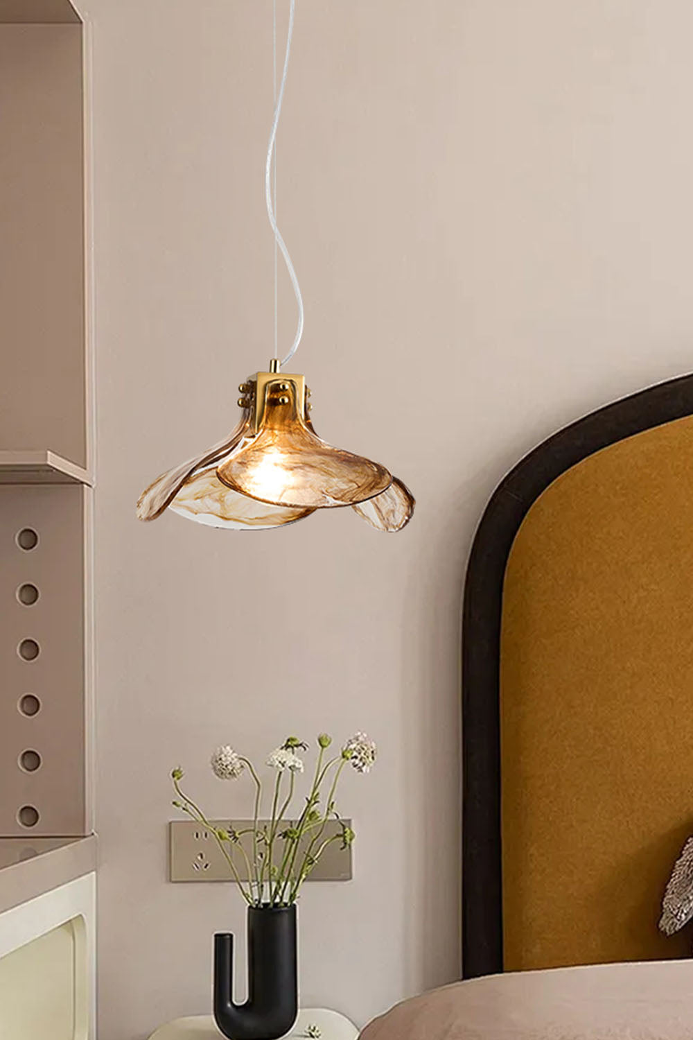 Four-leaf Clover Glass Chandelier - view 8 | everlamps