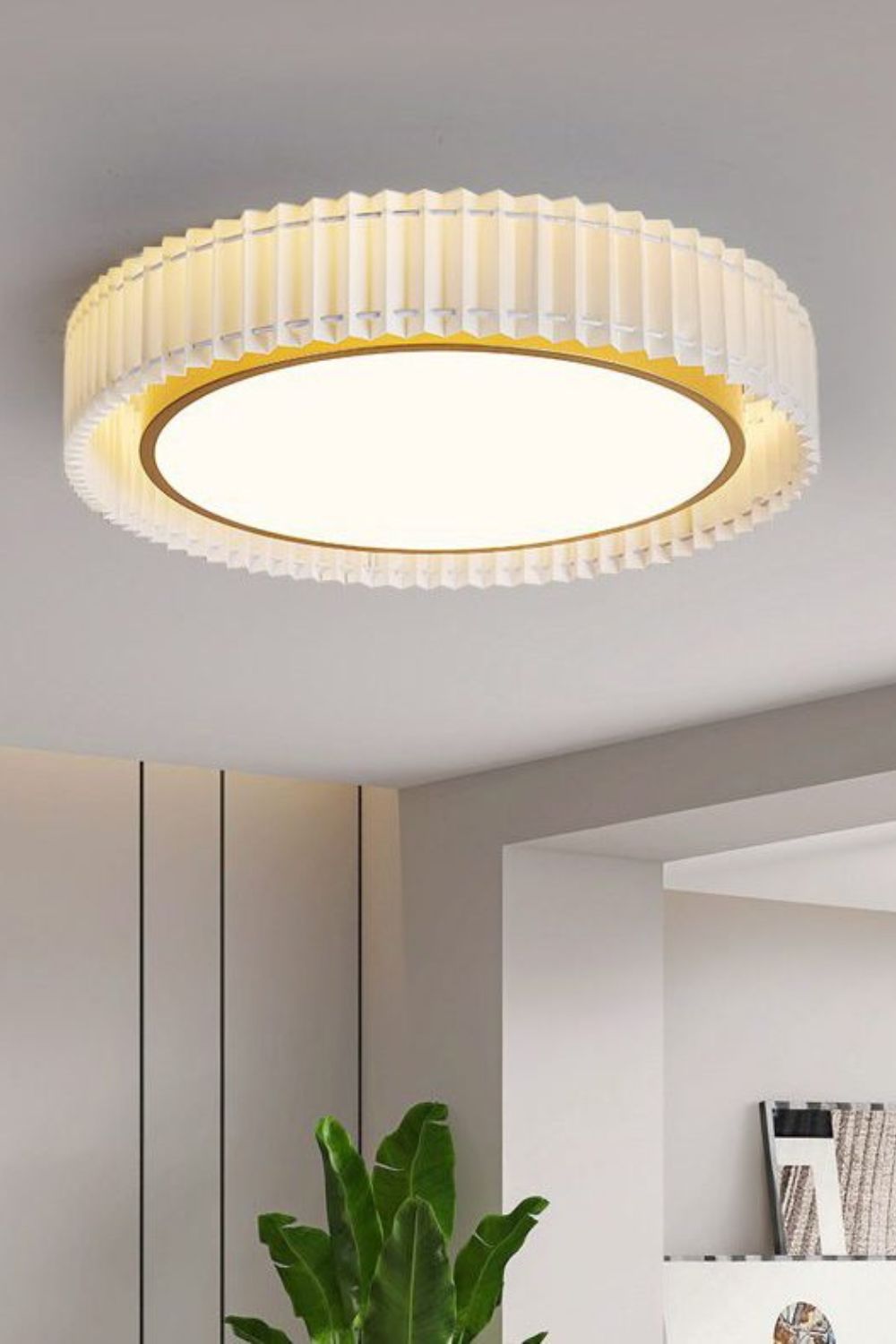 Round French Pastoral Pleated Fabric Ceiling Lamp - view 15 | everlamps