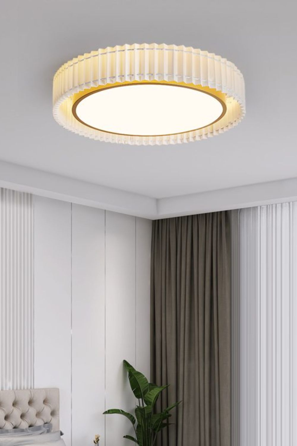 Round French Pastoral Pleated Fabric Ceiling Lamp - view 3 | everlamps