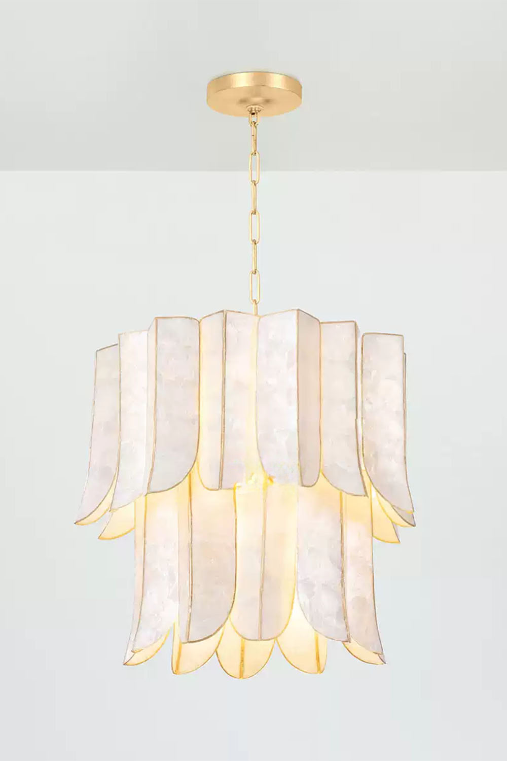 French Retro Shell Chandelier - view 3 | everlamps