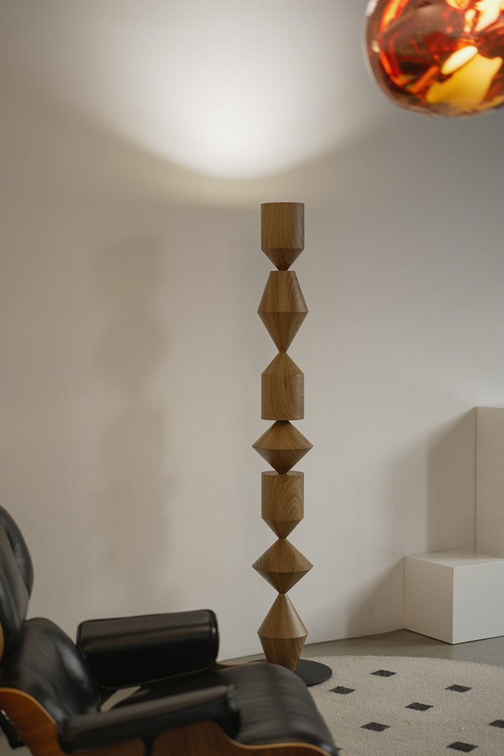 Geometric Floor Lamp - view 5 | everlamps