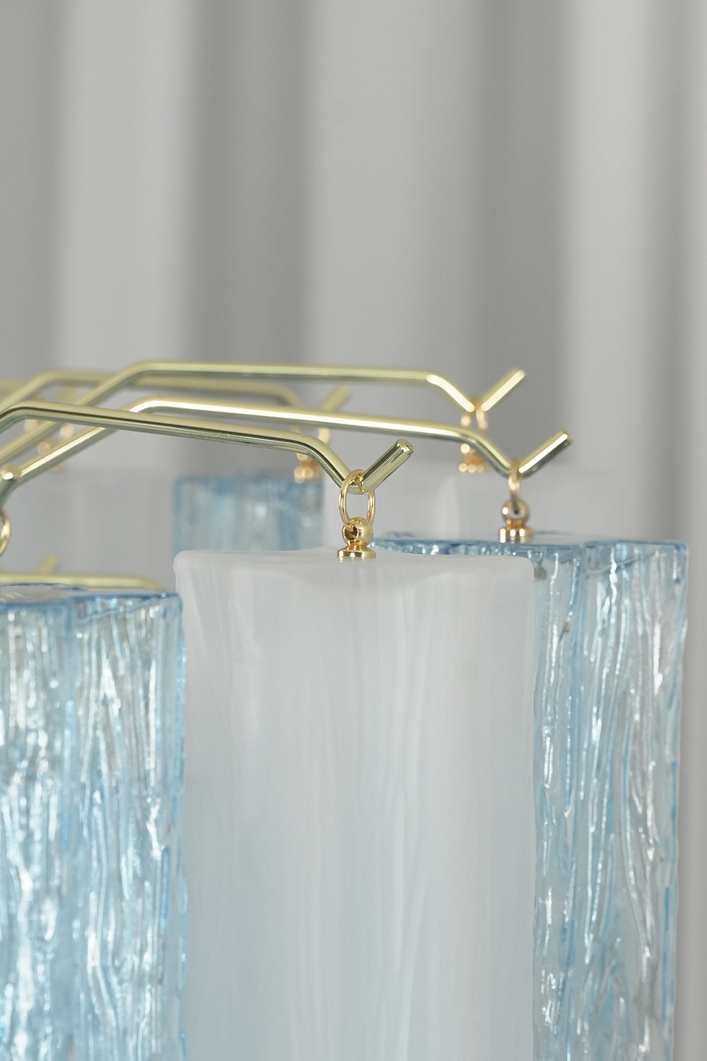 Glacier Ice Glass Chandelier | detail | Samu  Lamp