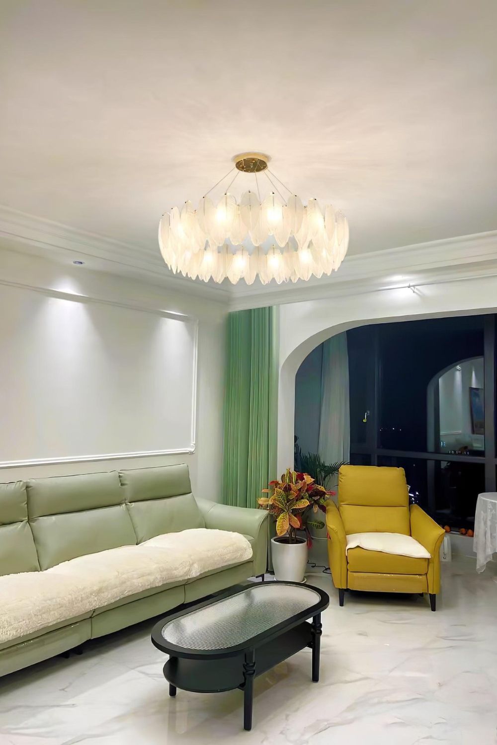 Glass Feather Chandelier - everlamps