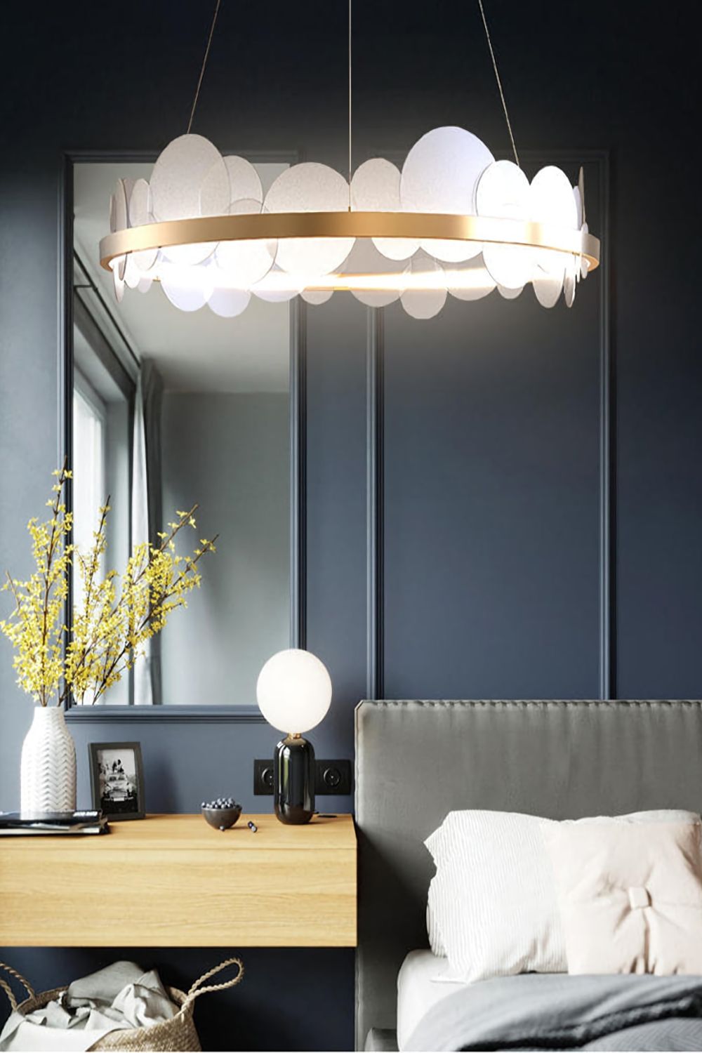 Gold and White Poetry Chandelier - everlamps