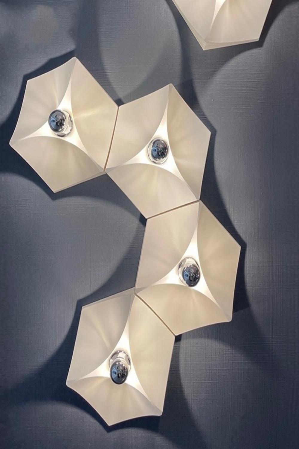 Hoffmeister Space age Wall Lamp - everlamps