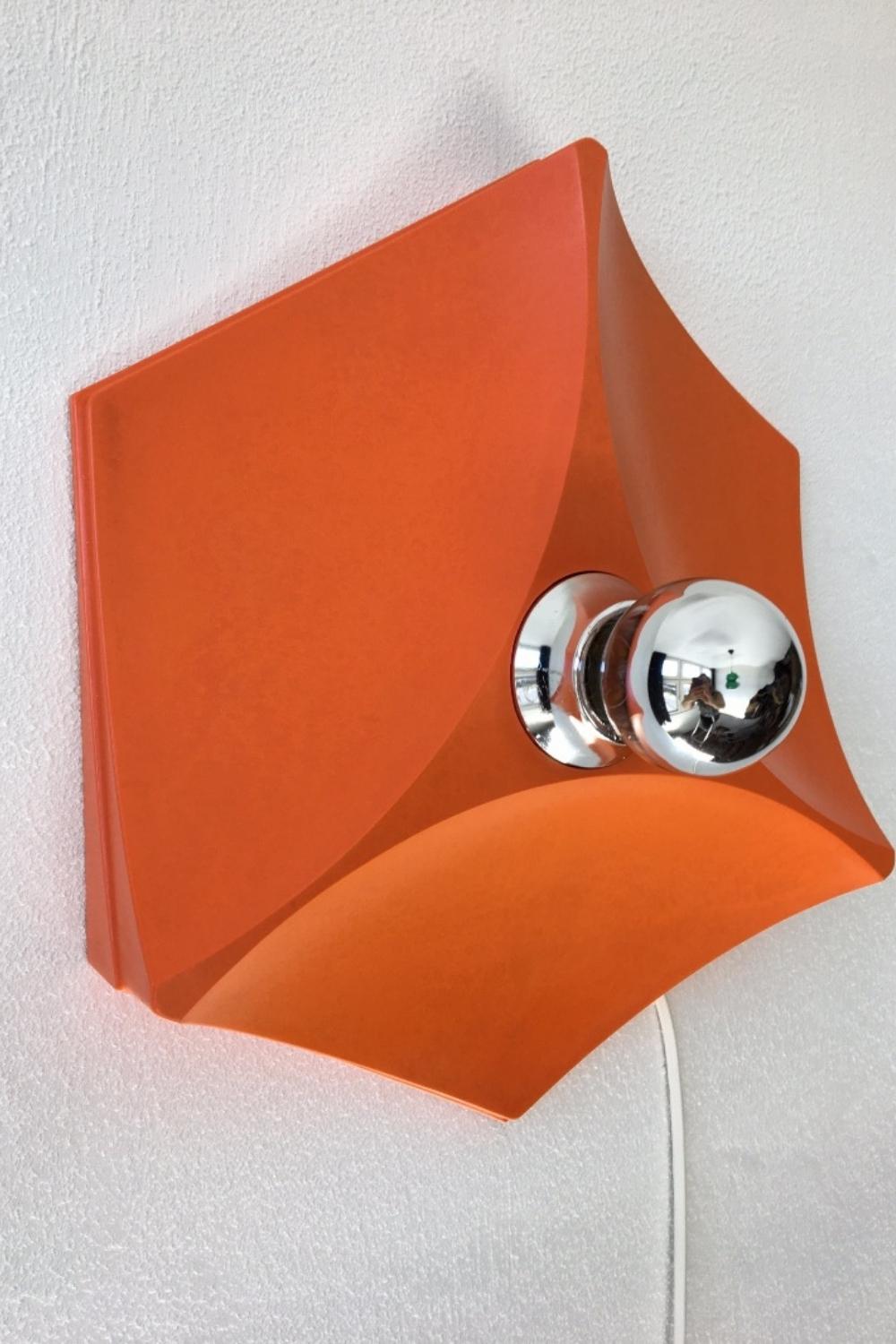 Hoffmeister Space age Wall Lamp - everlamps