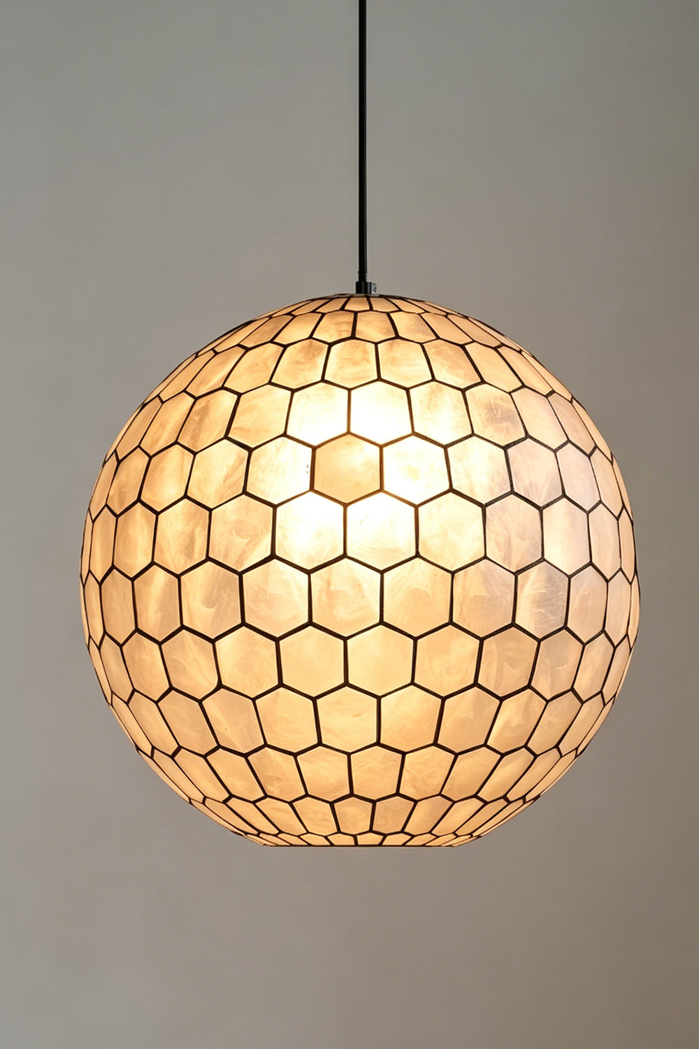 Honeycomb Shell Orb Pendant |Shell detail | vexa lamps