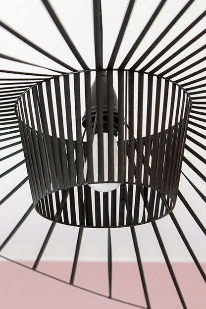 Central basket frame of hat lamp | Metal | Polyurethane elastic cloth | Glass fiber | Detailed shot of the internal frame and bulb holder | vexa lamps