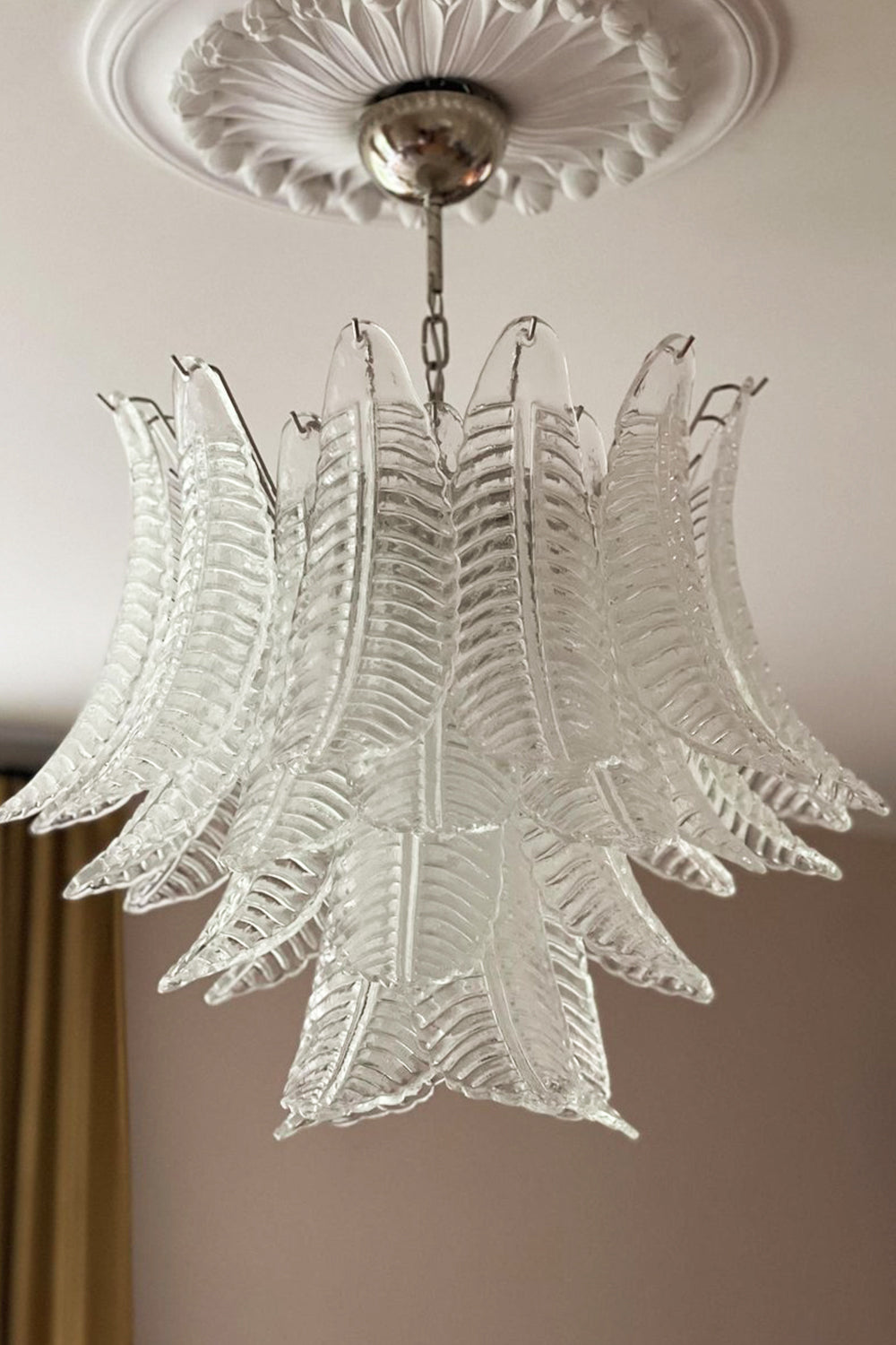 Italian Art Leaf Chandelier - view 12 | everlamps