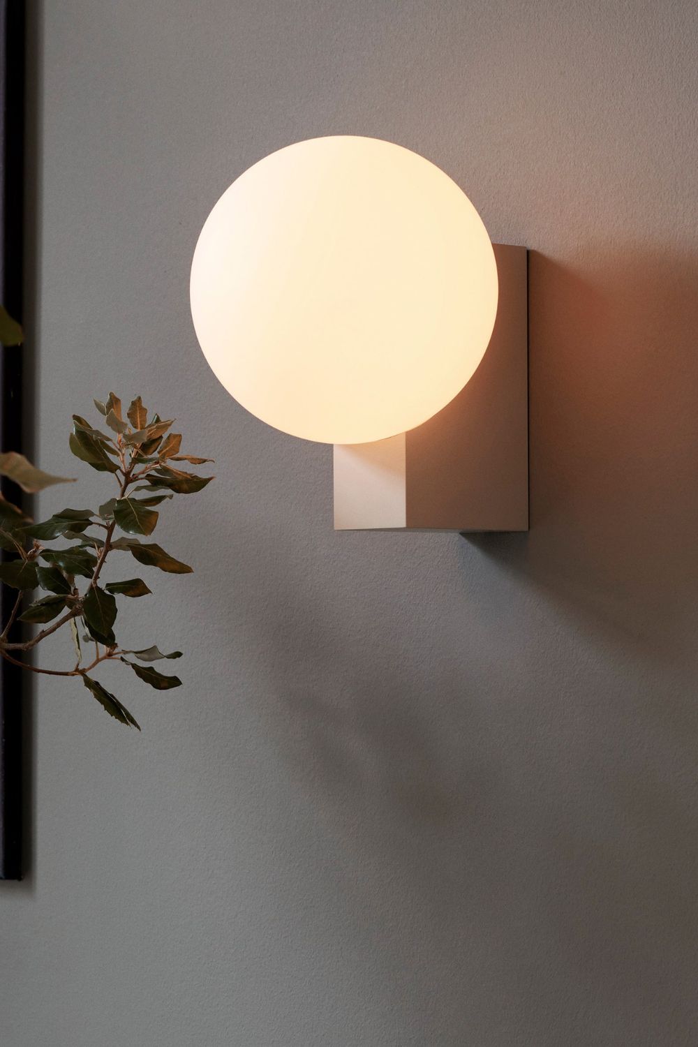 Journey SHY1 Wall Lamp - view 20 | everlamps