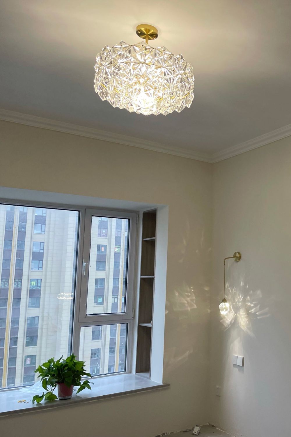 Kinkeldey Crystal Prism Chandelier - everlamps