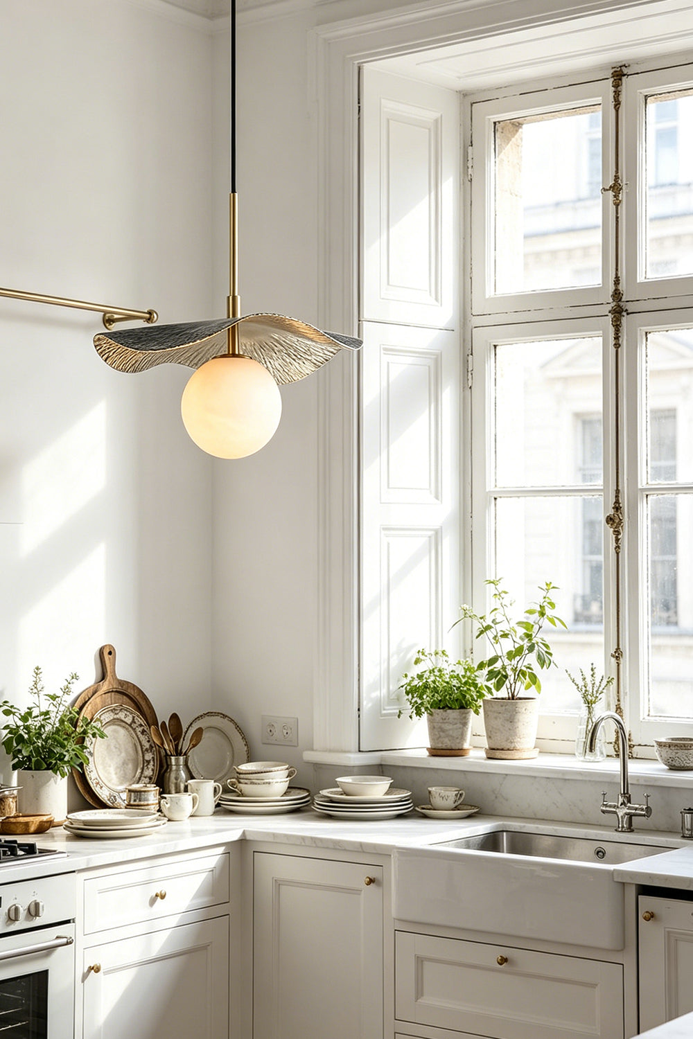 Leaf Alabaster Pendant Light for Kitchen | vexa lamps