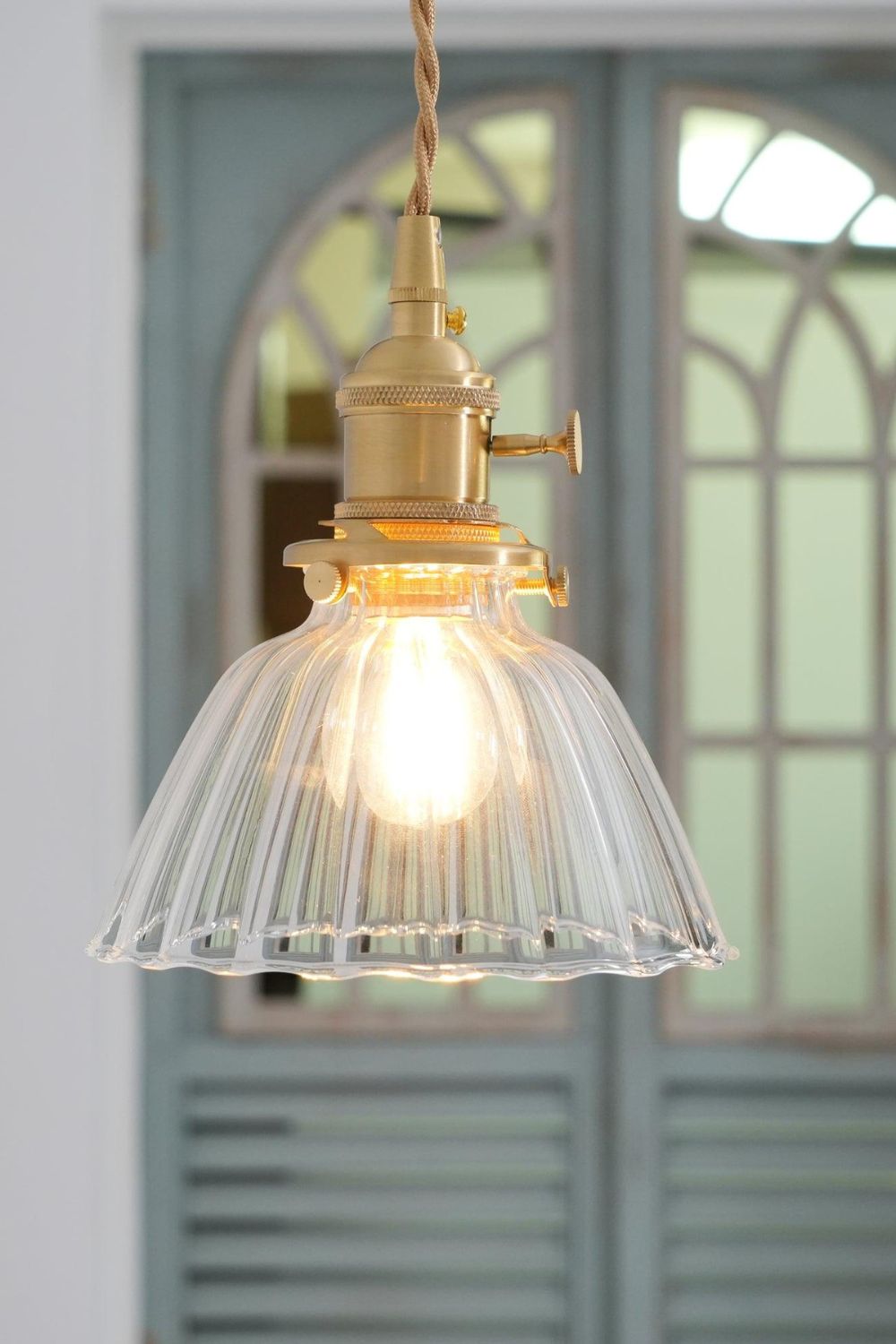 Ledbury Retro Ribbed Glass Pendant Light - view 16 | everlamps