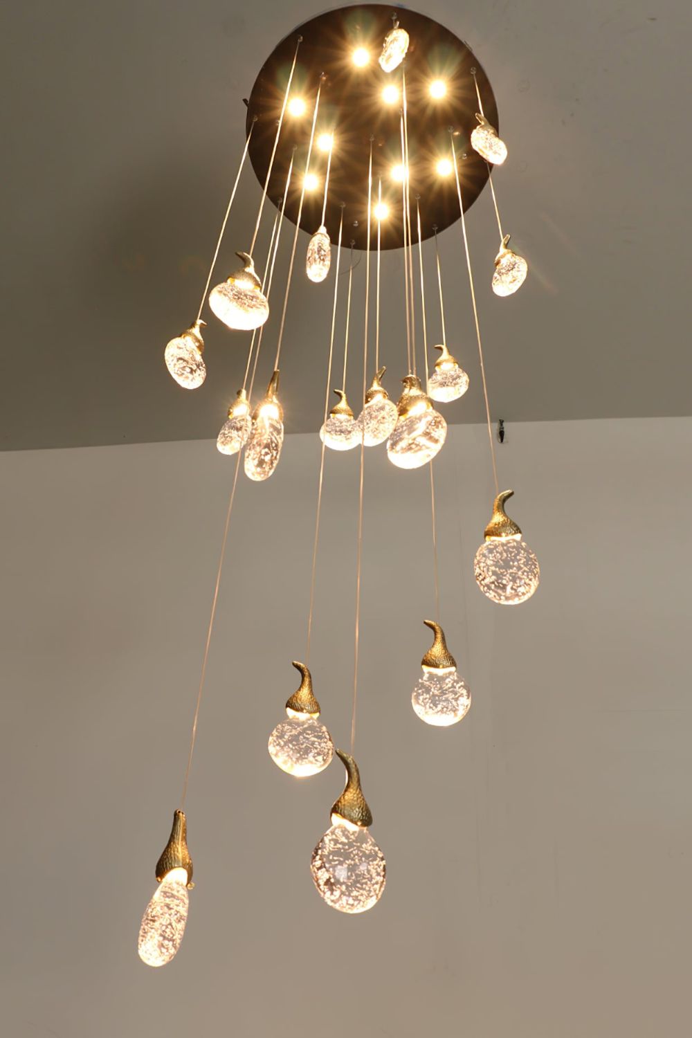 Leo Bubble Chandelier - everlamps