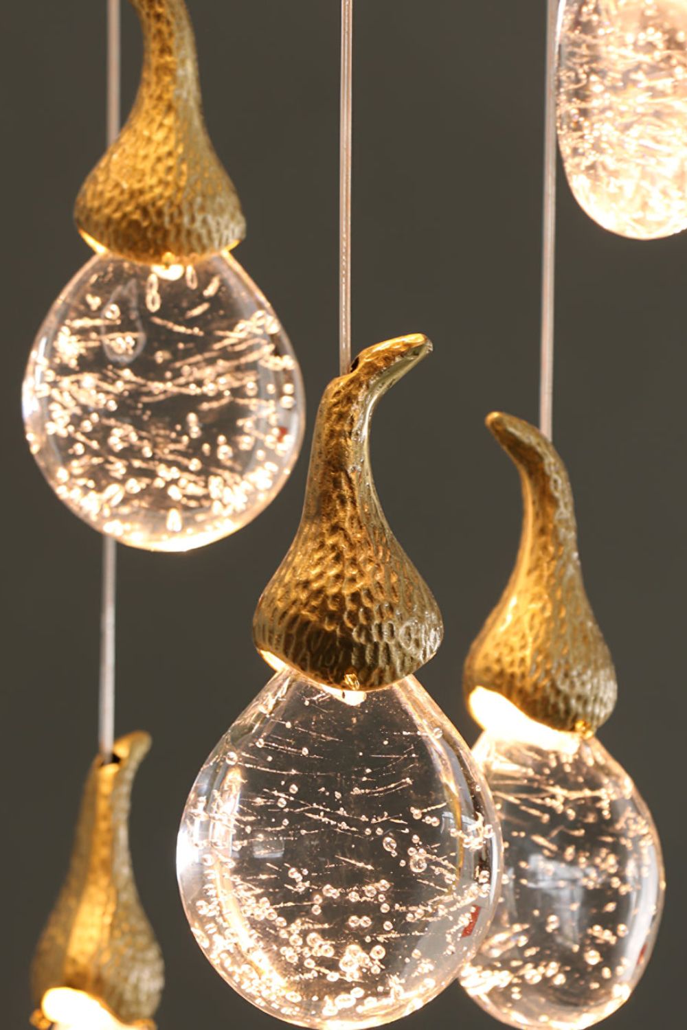 Leo Bubble Chandelier - everlamps