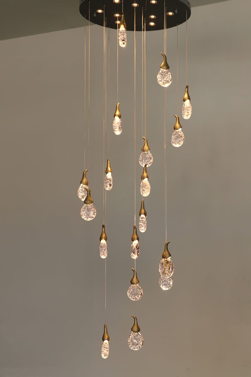 Leo Bubble Chandelier - everlamps