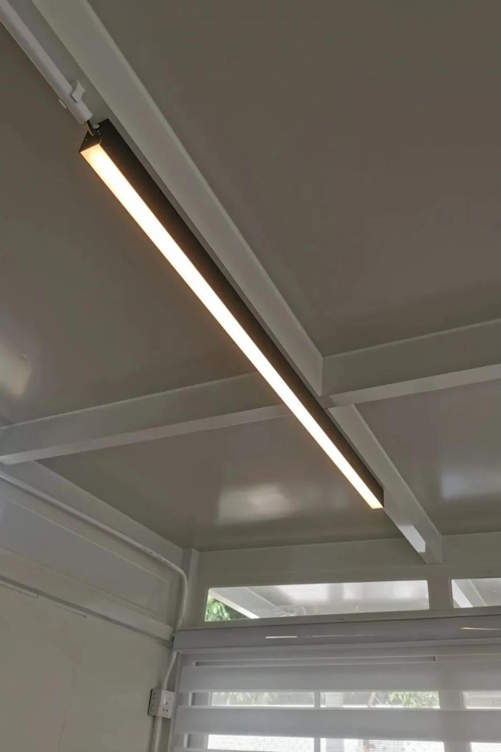 Modern Ligne Ceiling Light - view 12 | everlamps