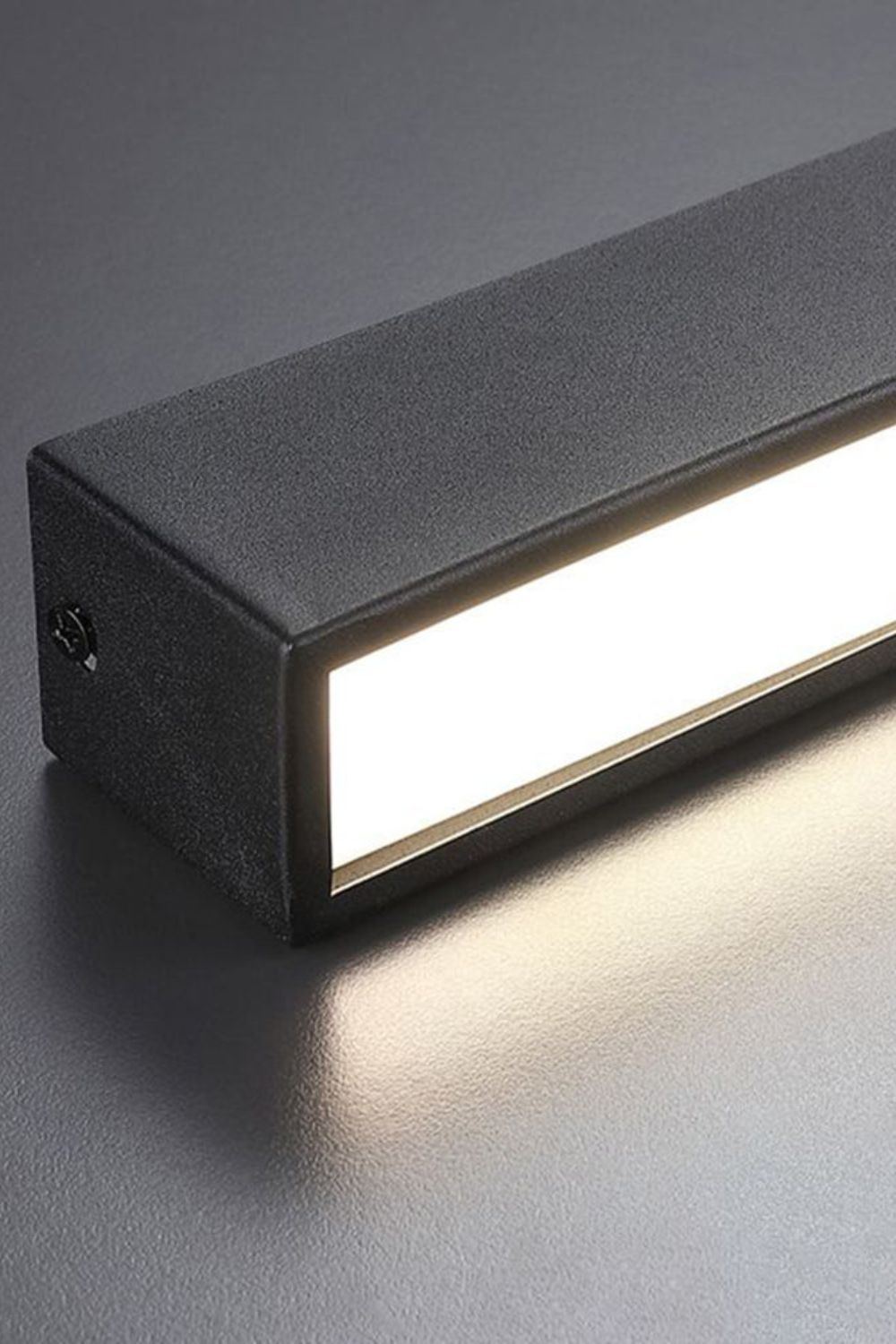 Modern Ligne Ceiling Light - view 17 | everlamps