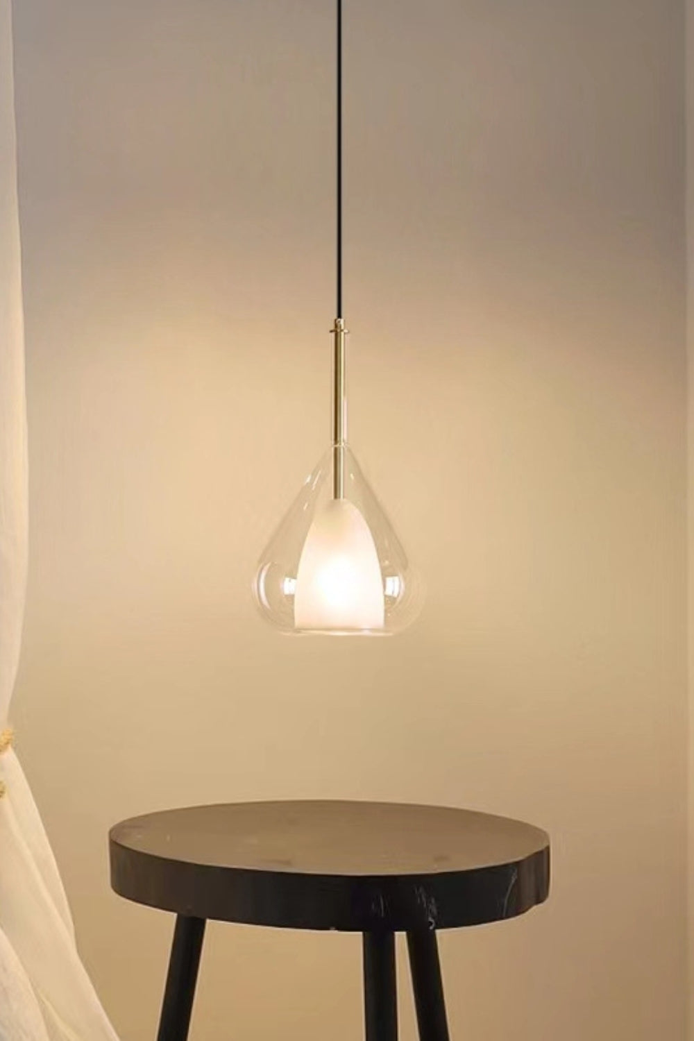 Lila Pendant Lamp - everlamps