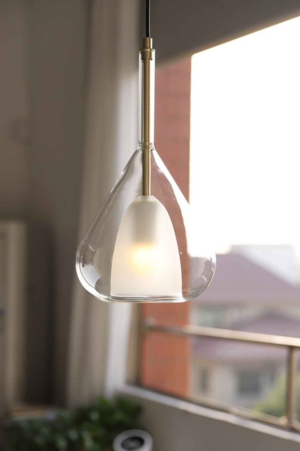 Lila Pendant Lamp - everlamps