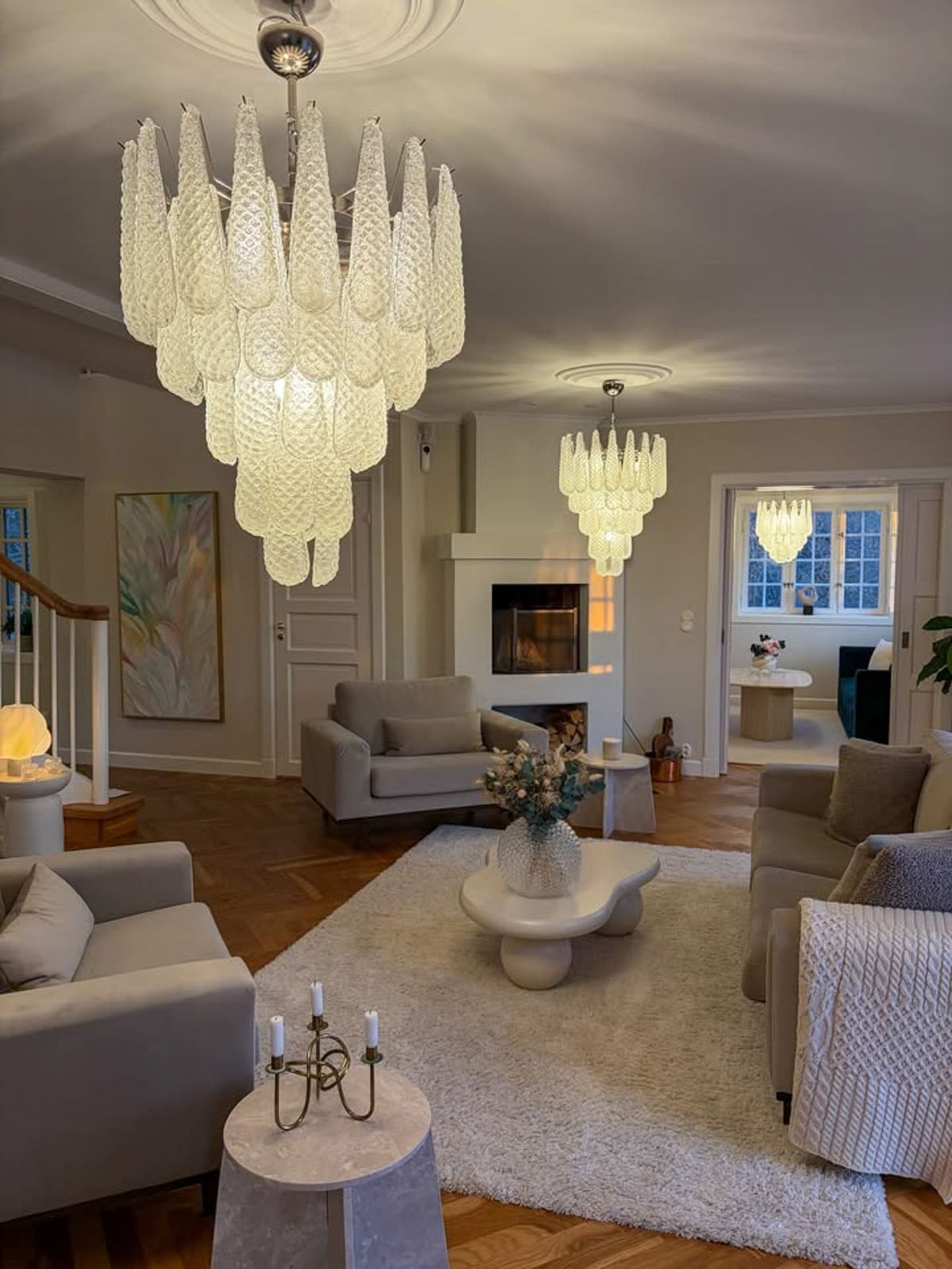 Lira Handblown Glass Drop Chandelier 26" D 52 Drops Clear