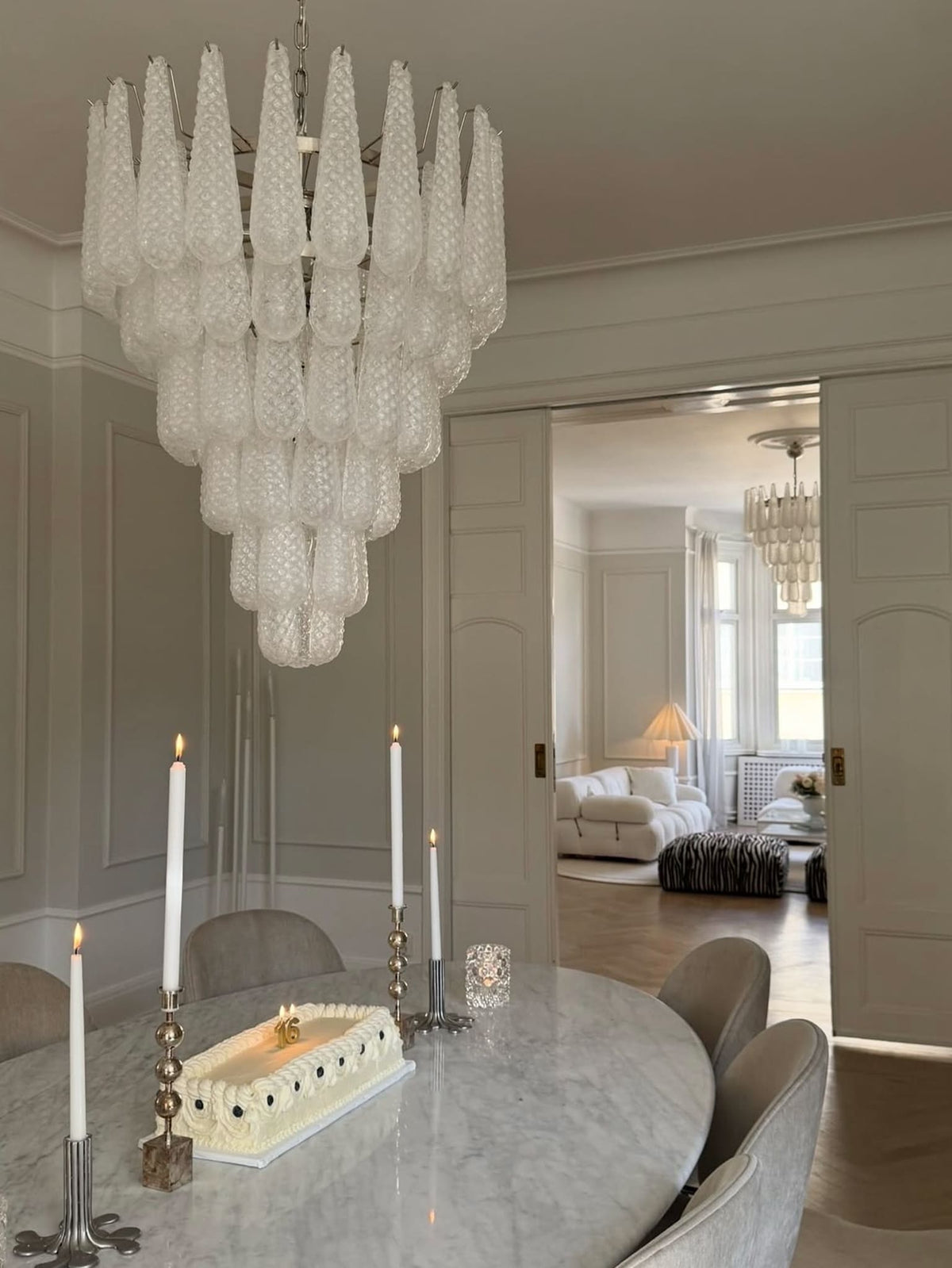 Lira Handblown Glass Drop Chandelier 30"D 75 Drops Clear