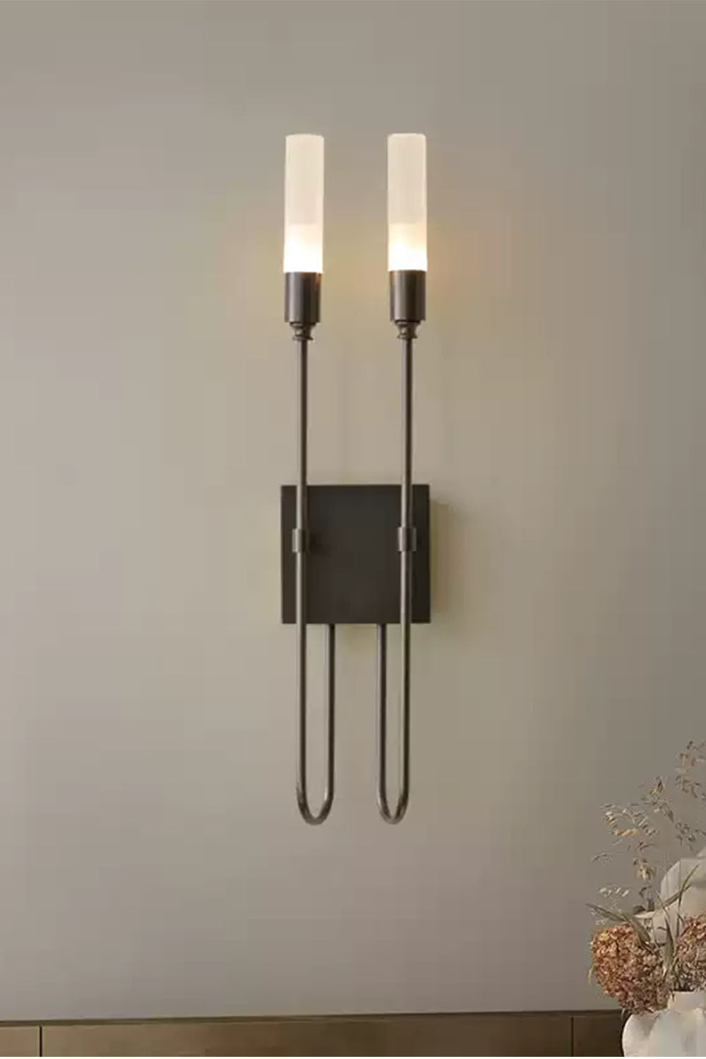 Lisse 2 Wall Light - view 3 | everlamps