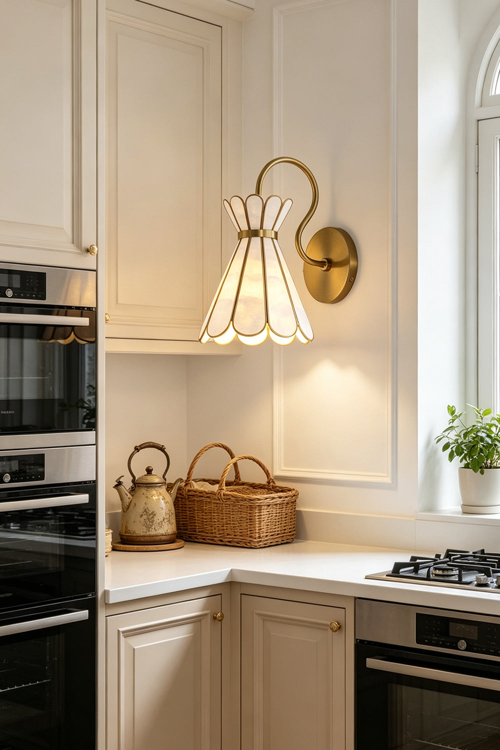 Magnolia Shell Wall Light for Kitchen | Samu  Lamp