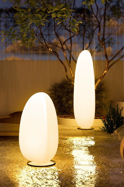 Malé H190 Outdoor Floor Lamp - view 4 | everlamps